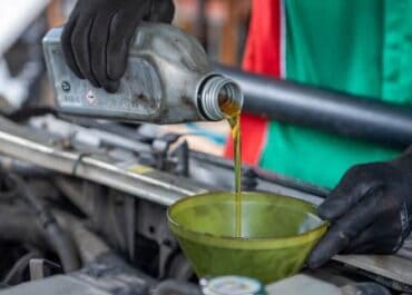 Cómo cambiar el aceite del coche