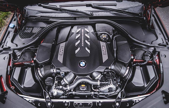Ficha Técnica del BMW M8 Coupé + Opiniones, Reseña
