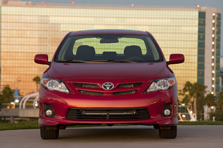 2013 Toyota Corolla: fotografía de Toyota