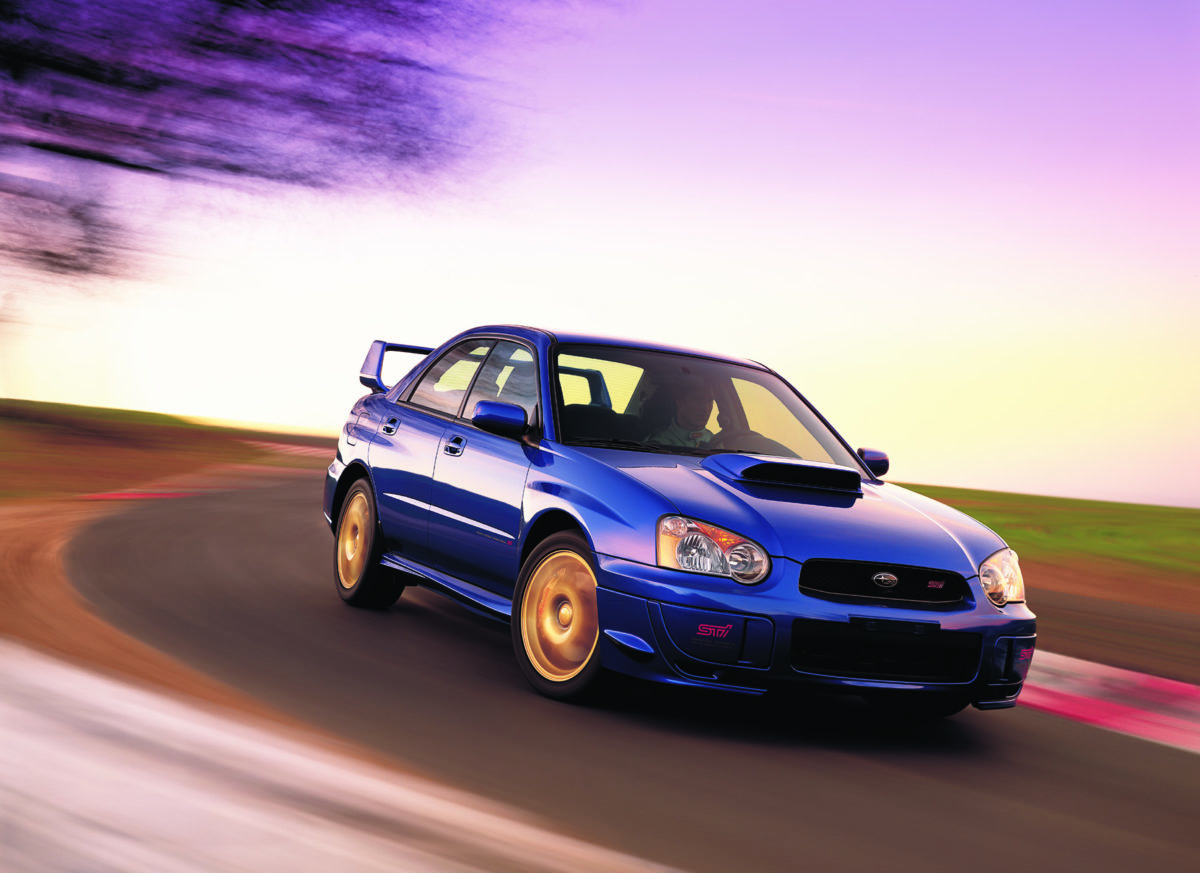 2004 Subaru WRX STI: fotografía de Subaru