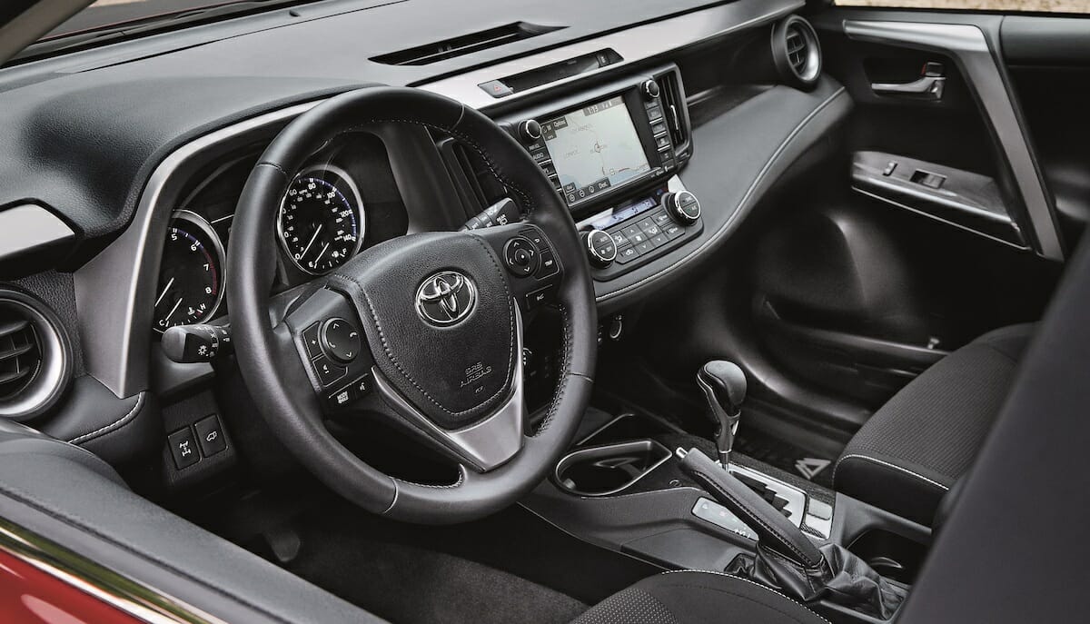 2018 Toyota RAV4: fotografía de Toyota