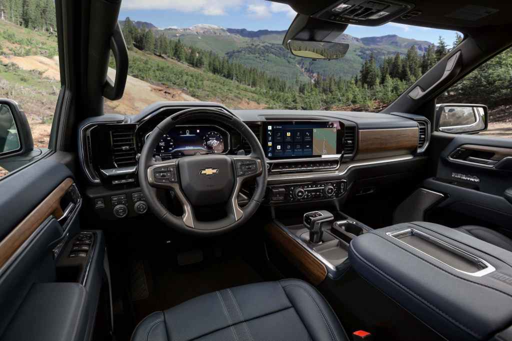 nuevo interior para el Chevy Silverado 2022