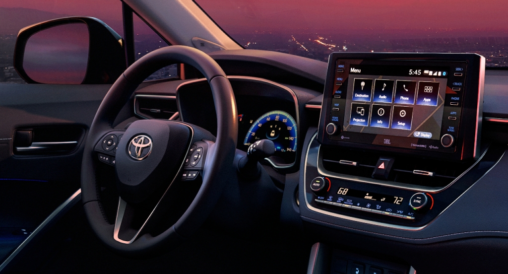 El interior del Toyota Corolla Cross de 2022.