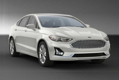 Ford Fusion: restablecer la advertencia del kit de movilidad de neumáticos de servicio