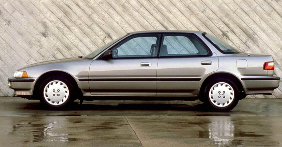 1990-Acura-Integra4-door-LS
