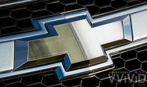 VVIVID Emblema de Auto Envoltura de Vinilo Corta-Tu-Propia Calcomanía para Chevy Bowtie Grill, Logotipo Trasero DIY Fácil de Instalar 11.80 Pulgadas x 4 Pulgadas Hojas (x2) (Cromo Plateado)