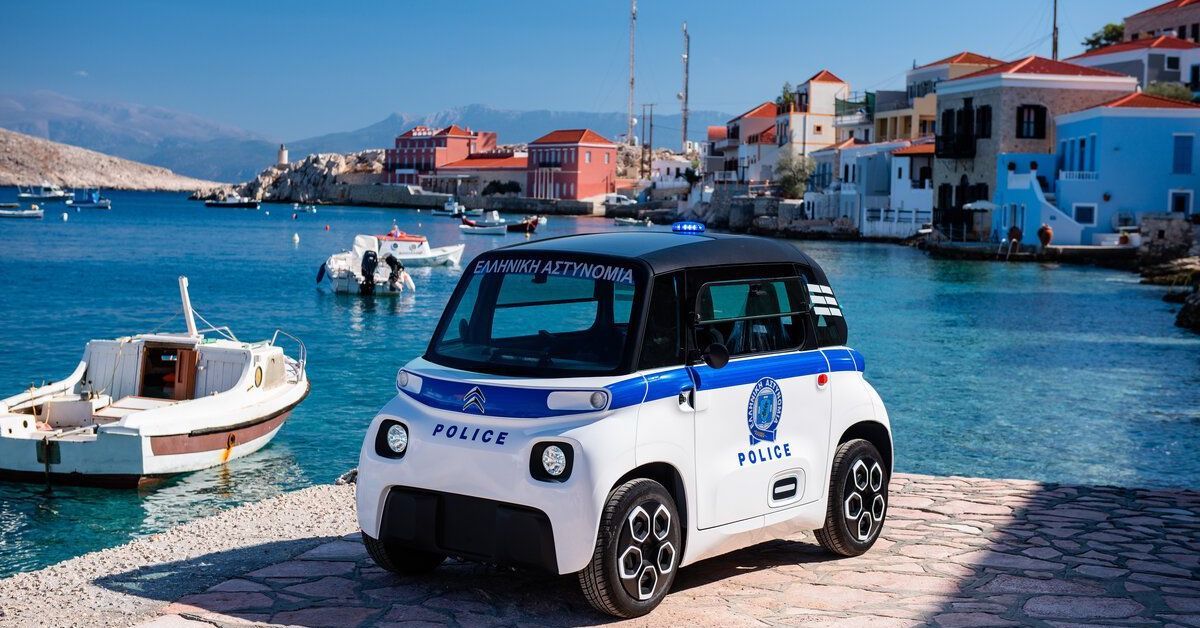 Coche de policía Citroën Ami 
