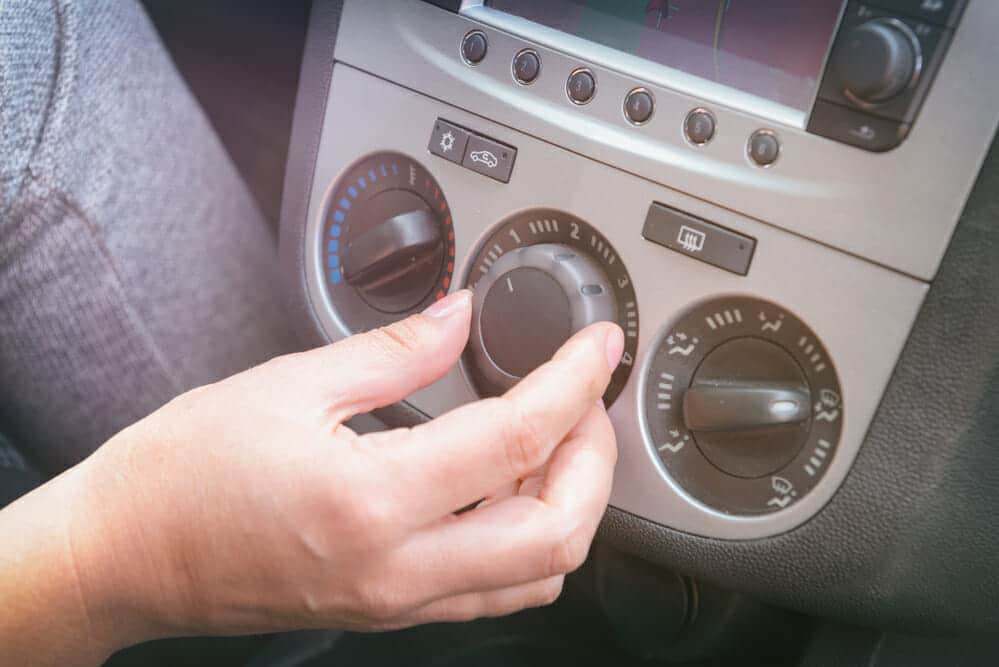 Razones por las que el compresor del aire acondicionado de tu coche no se enciende (SOLUCIÓN)