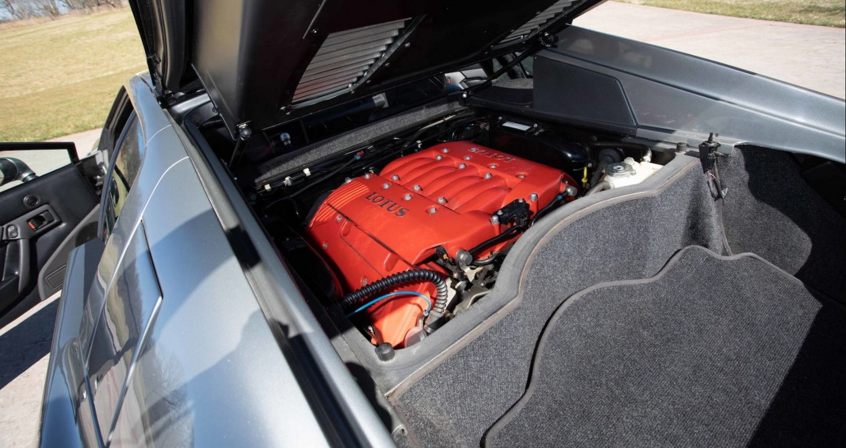 Vano del motor del Esprit V8