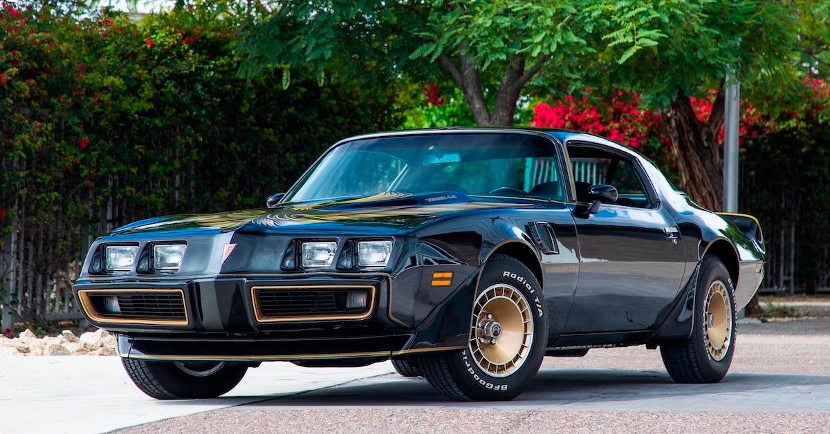 Una mirada detallada al Pontiac Turbo Trans Am - Mundicoche