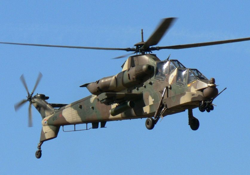 Denel AH-2 en vuelo