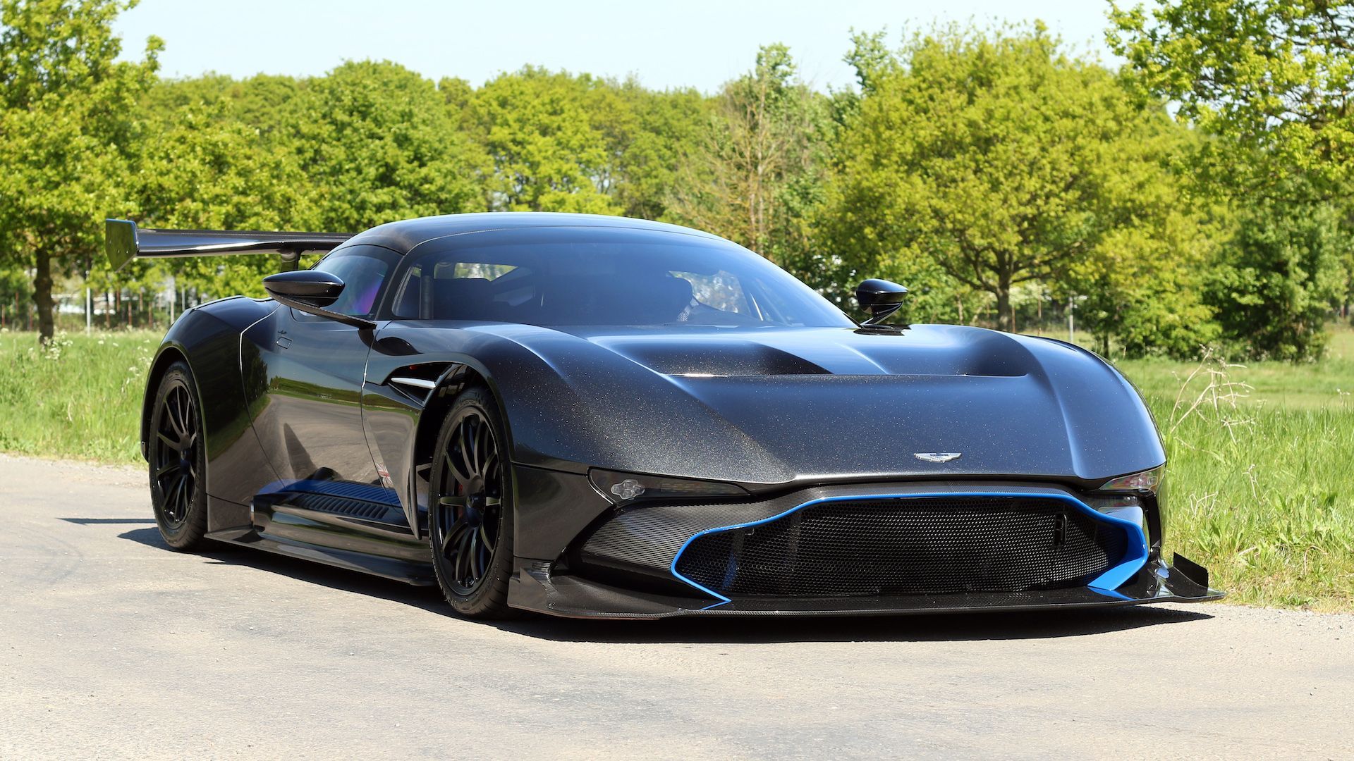 Aston Martin Vulcan Track Only Special