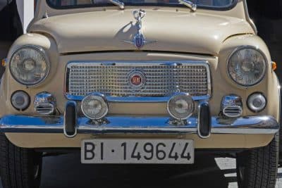 Do All Cars Have License Plate Lights