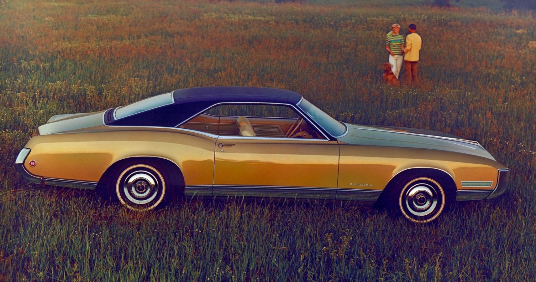 vista lateral del Buick Riviera de 1968