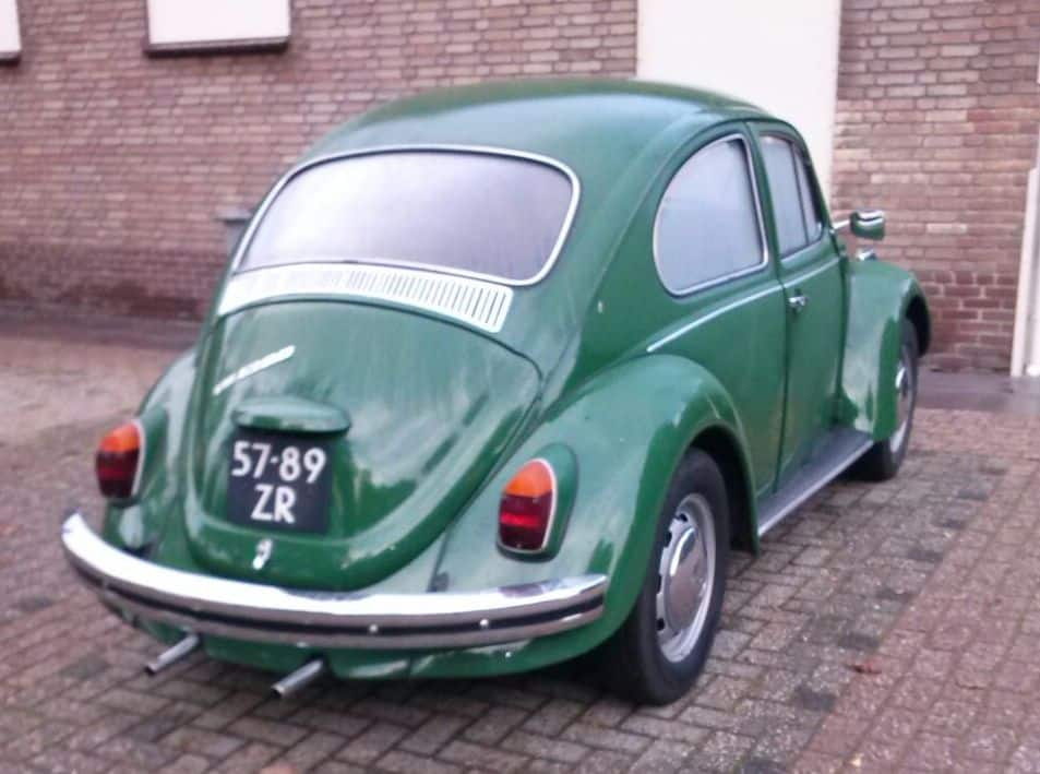 1970_Volkswagen_Beetle_1300_(15832061709)