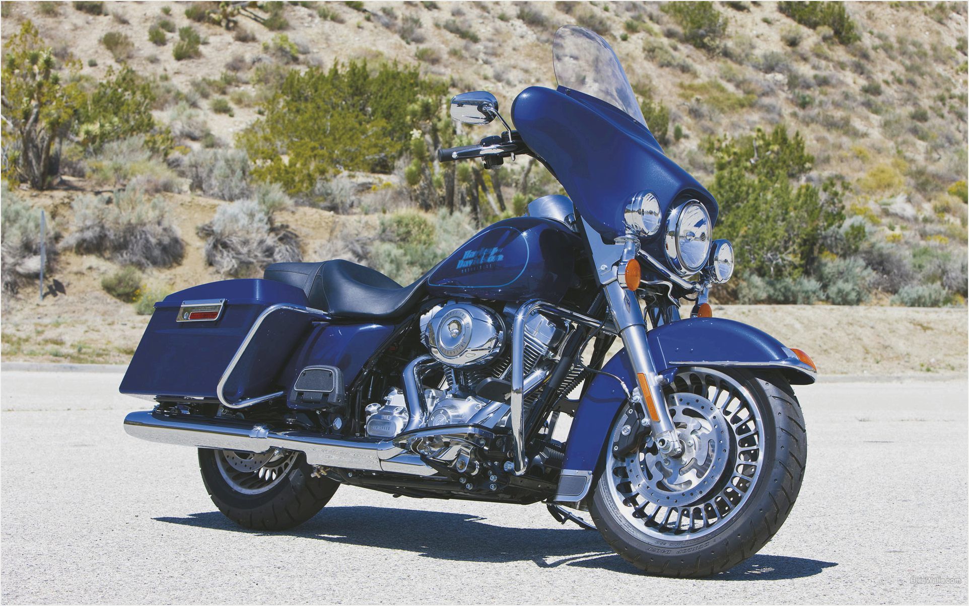 Harley-Davidson 2009 FLHT Electra Glide Standard