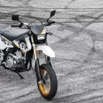 Por qué razón la Suzuki DR-Z400S es la mejor motocicleta de aventura para principiantes en 2022