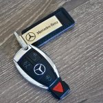 Cómo conseguir un cambio de llave de Mercedes barato