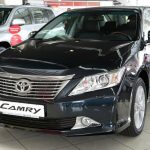 Cómo restablecer la luz de mantenimiento del Toyota Camry 2014