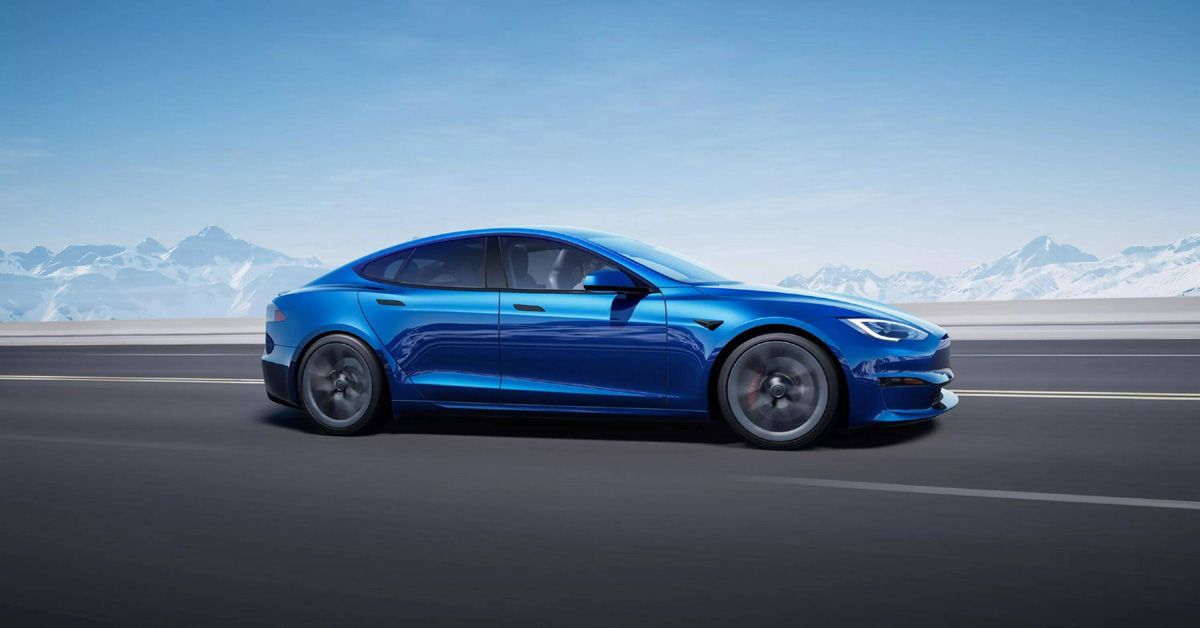 2022-Tesla-Model-S-Plaid
