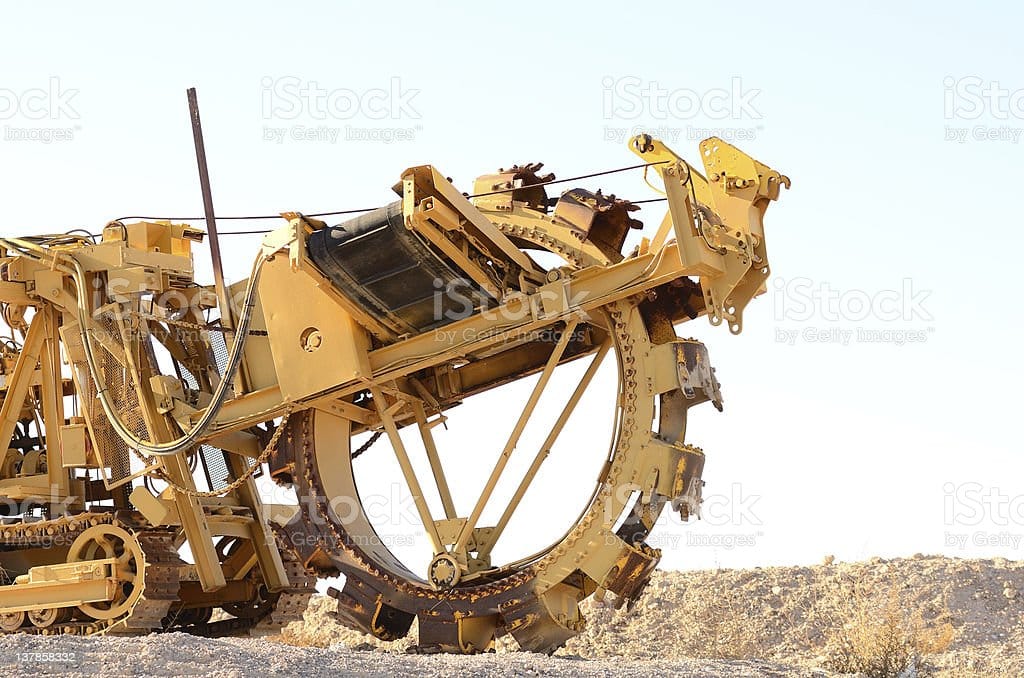 Zanjadora Gran máquina de zanjar en el desierto de Las Vegas Nevada zanjadora imágenes de stock, fotos e imágenes libres de derechos