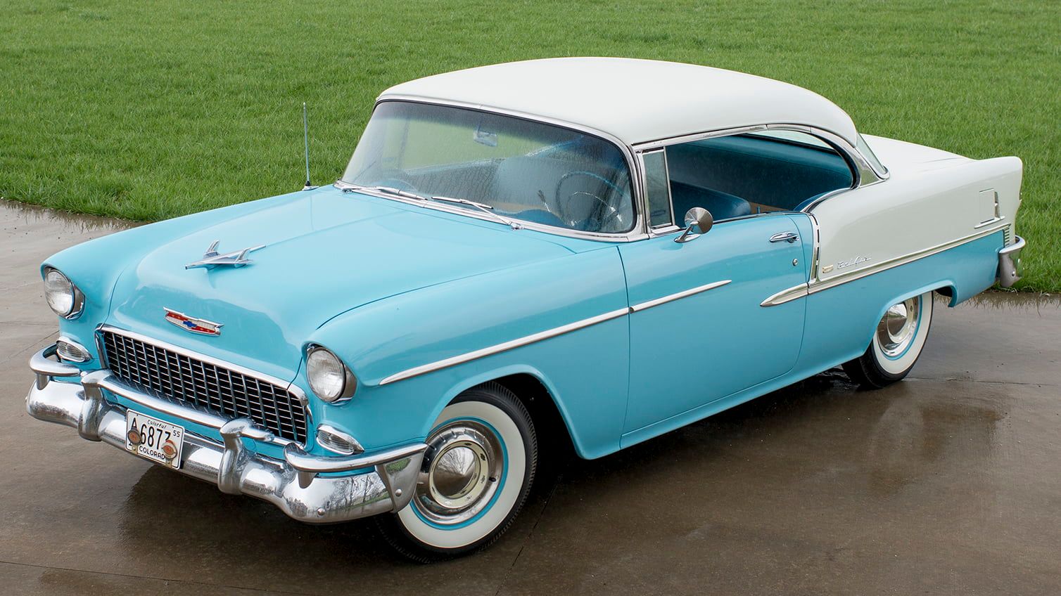 su diseño, 1955 Chevrolet Bel Air 2 puertas, azul claro, techo blanco